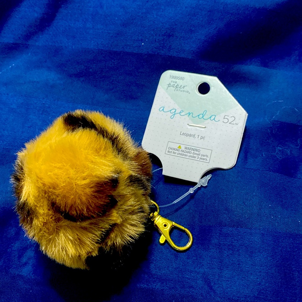 Lanyard ball/Reserved for LaDiva